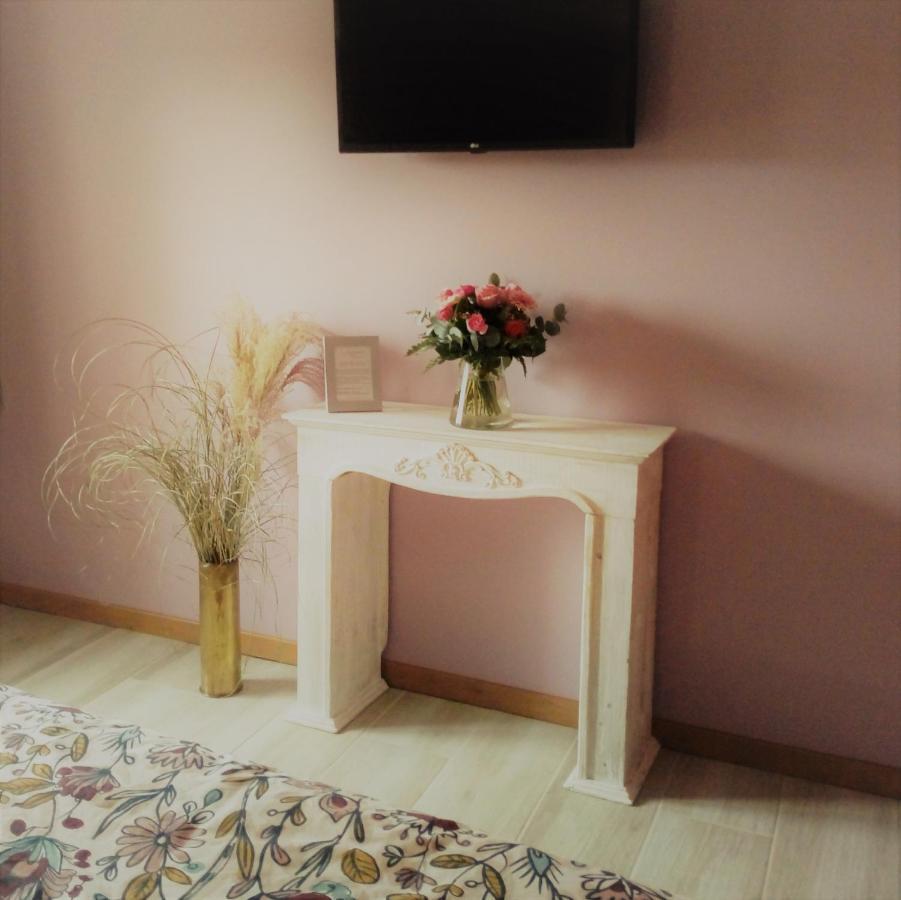 L'Anagramme, Chambres, Table D'Hotes Et Gite Pour Adultes, Naturistes Ou Non ! Cindre Екстериор снимка